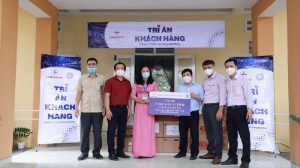 EVNGENCO3 và VSH trao tặng 50 bộ máy tính cho tỉnh Bình Định và Phú Yên